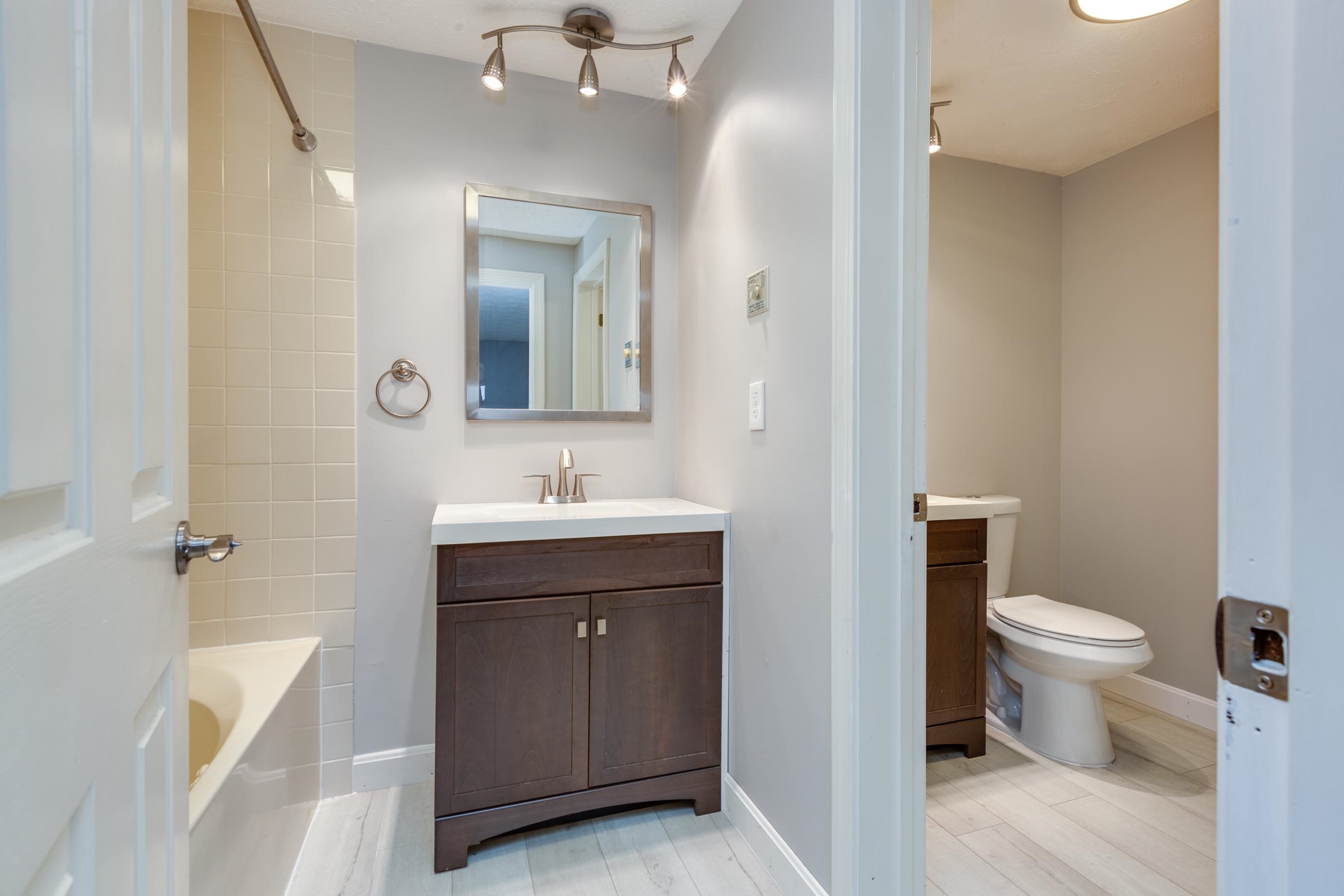 7 Corduroy Road, Unit 14 Amherst, NH 03031 - Photo 22 of 30