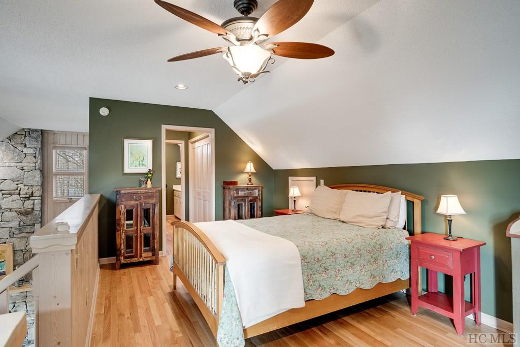 169 Foggy Ridge Road Sapphire, NC 28774 - Photo 20 of 59 Gallery Image 20