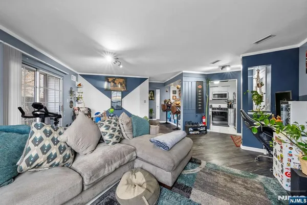 $3,000 | 152 Lynette Drive, Fort Lee, NJ 07024