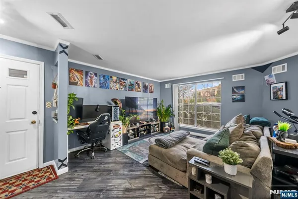 $3,000 | 152 Lynette Drive, Fort Lee, NJ 07024