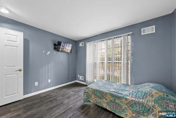 $3,000 | 152 Lynette Drive, Fort Lee, NJ 07024