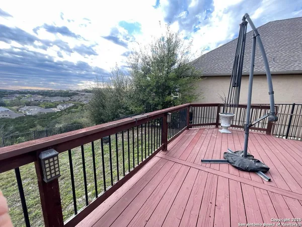 $3,700 | 18039 Branson, San Antonio, TX 78255