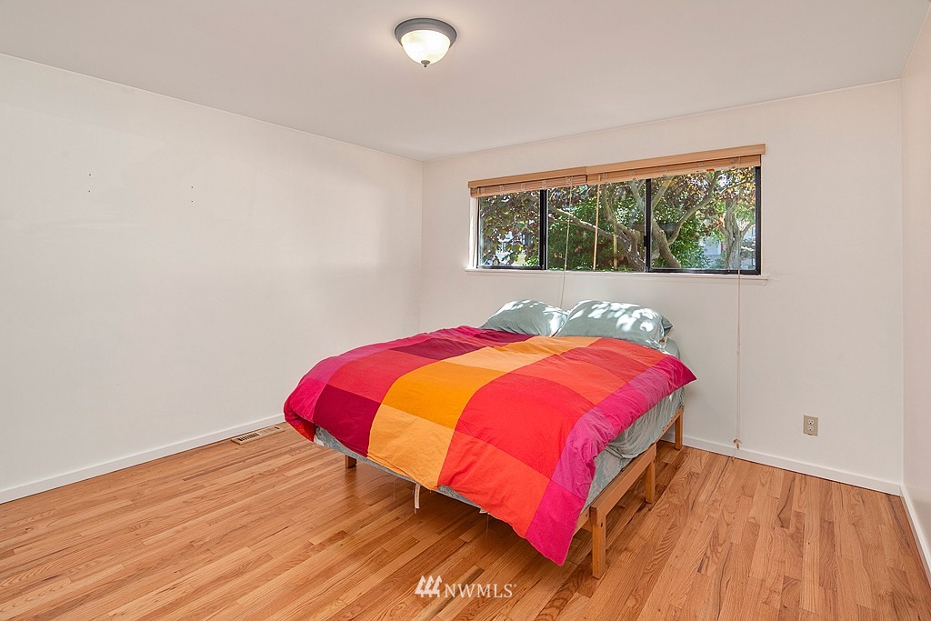 935 Daley Street Edmonds, WA 98020 - Photo 13 of 25 Gallery Image 13