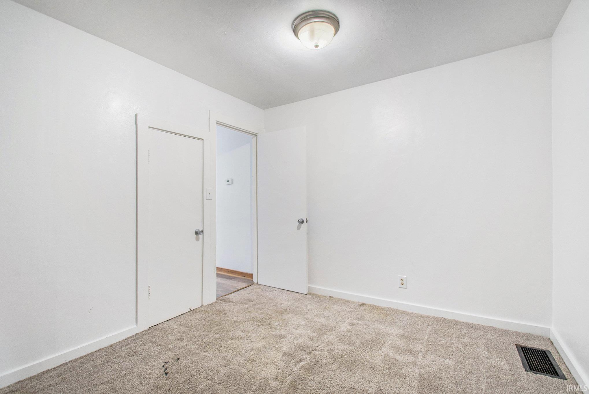 56759 Sundown Road South Bend, IN 46619 - Photo 13 of 21 Gallery Image 13
