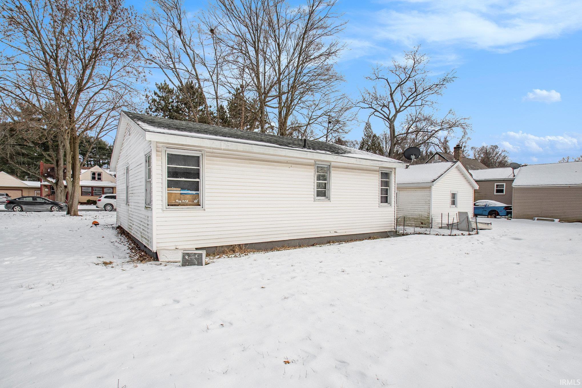 56759 Sundown Road South Bend, IN 46619 - Photo 18 of 21 Gallery Image 18