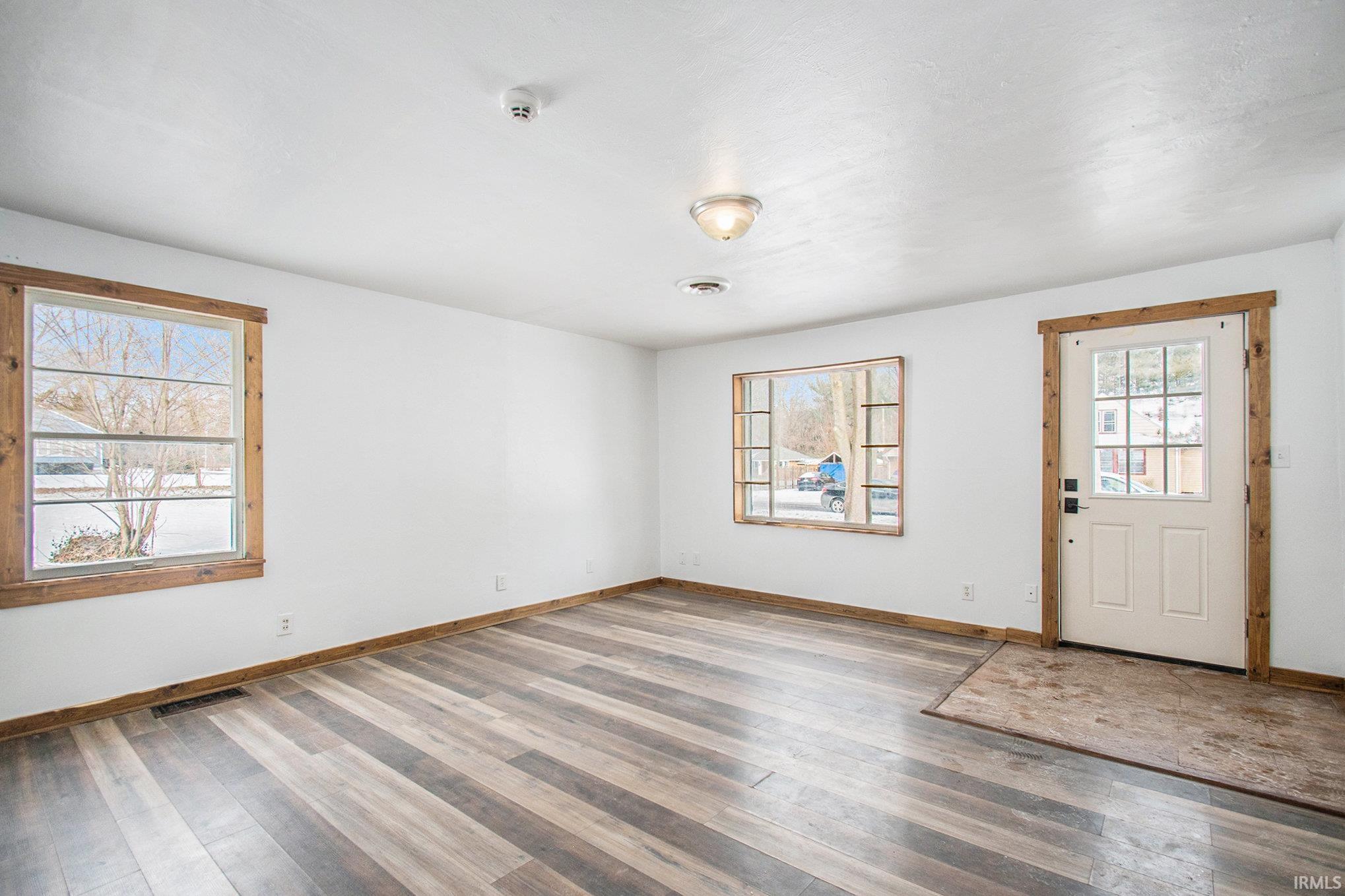 56759 Sundown Road South Bend, IN 46619 - Photo 4 of 21 Gallery Image 4