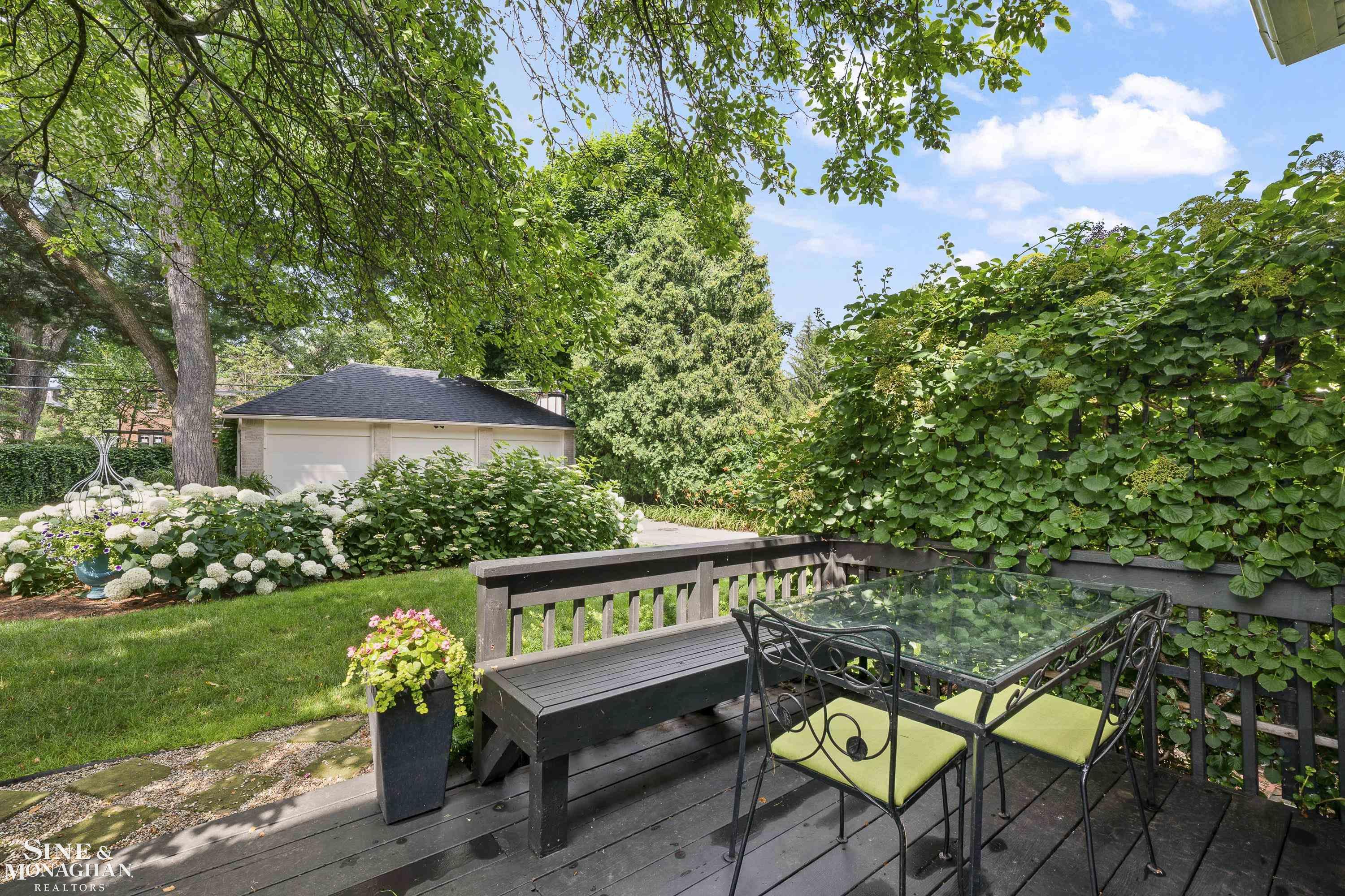 1035 Yorkshire Road Grosse Pointe Park, MI 48230 - Photo 43 of 61