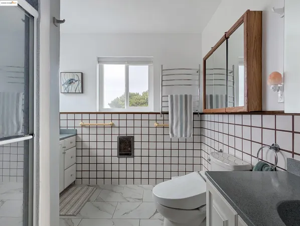 $880,000 | 14771 Cypress Point Road, Manchester, CA 95459