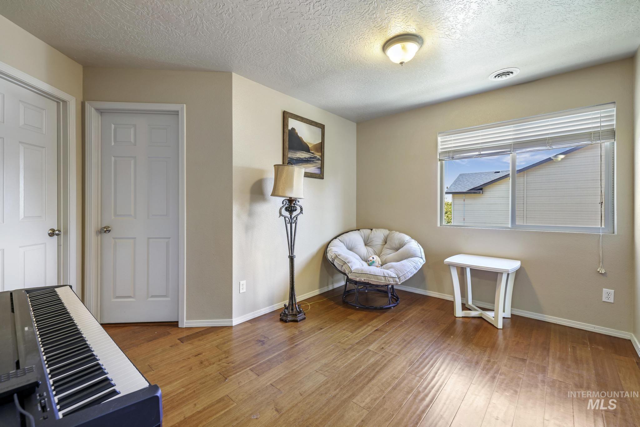 745 Southwest Lago Street Mountain Home, ID 83647 - Photo 23 of 32