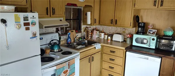 $89,900 | 10901 Snowy Egret Circle, Estero, FL 33928