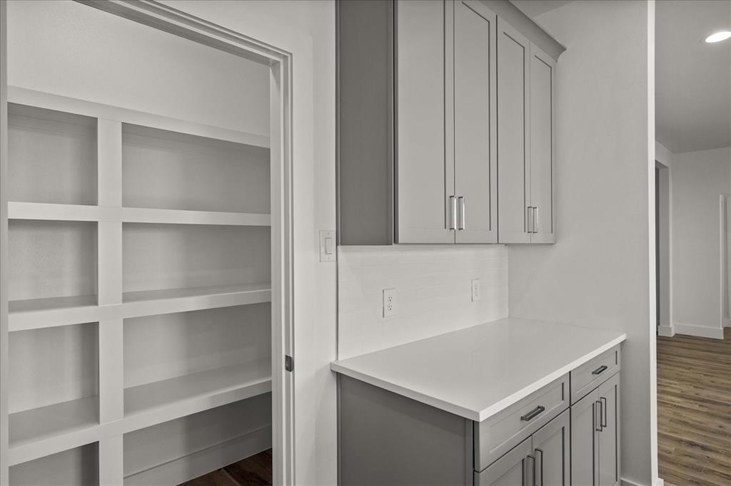 3232 Willow Road Celeste, TX 75423 - Photo 13 of 31 a room with a cabinets and a window