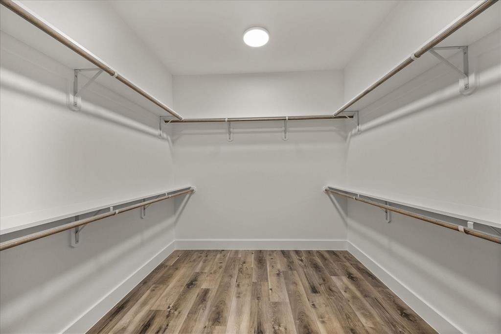 3232 Willow Road Celeste, TX 75423 - Photo 18 of 31 a view of an empty walk in closet