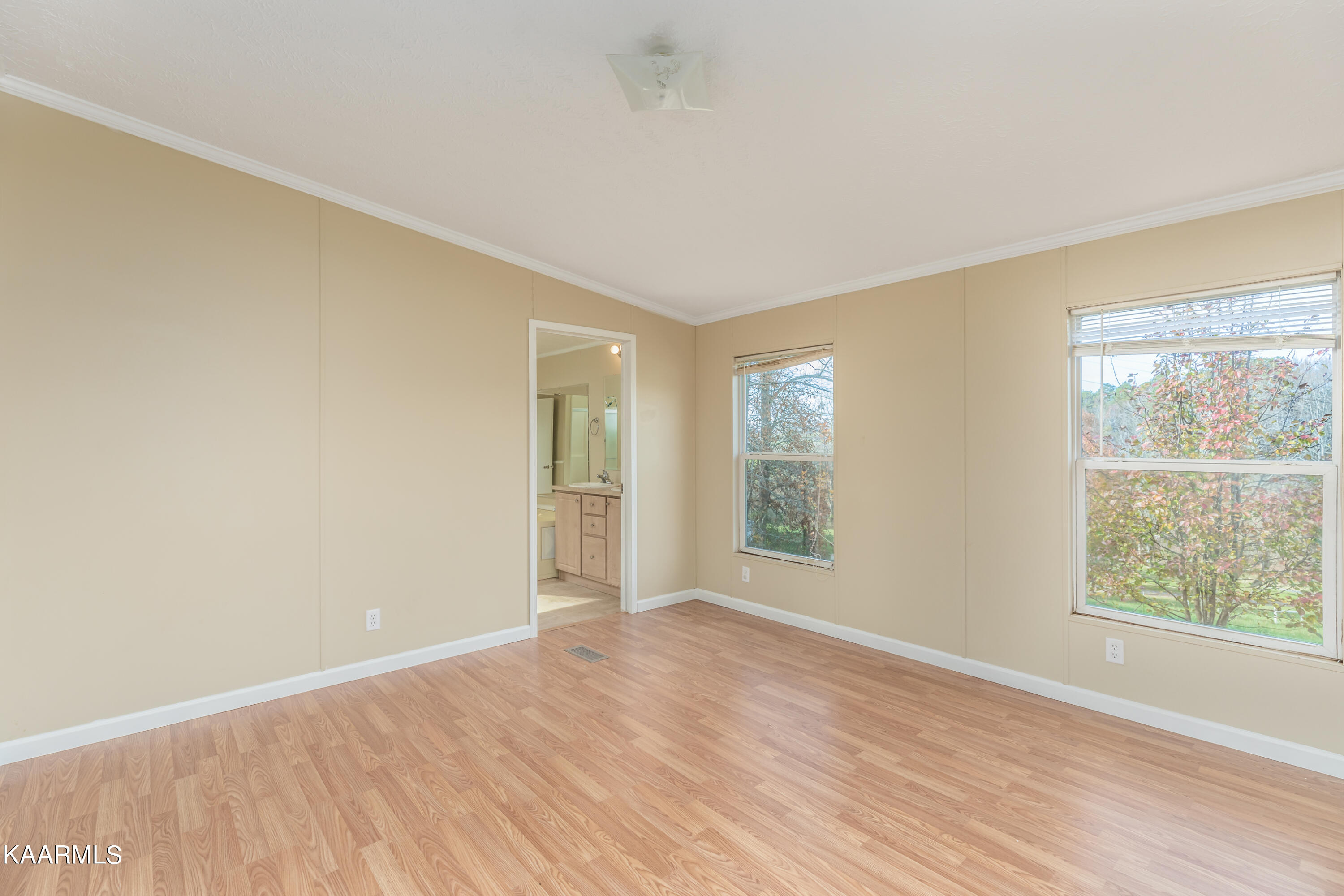 118 England Road Tazewell, TN 37879 - Photo 22 of 33 Interior-6