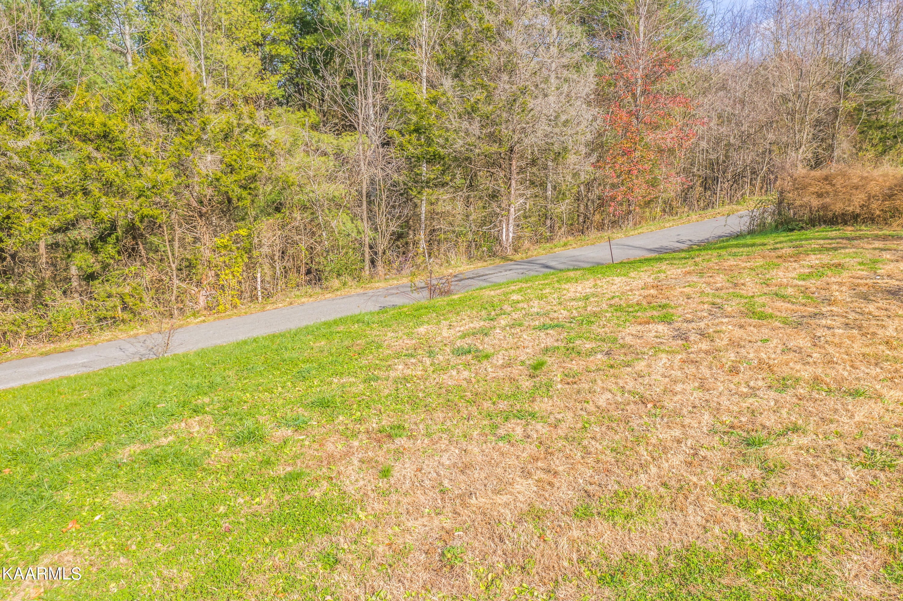 118 England Road Tazewell, TN 37879 - Photo 8 of 33 Exterior-8