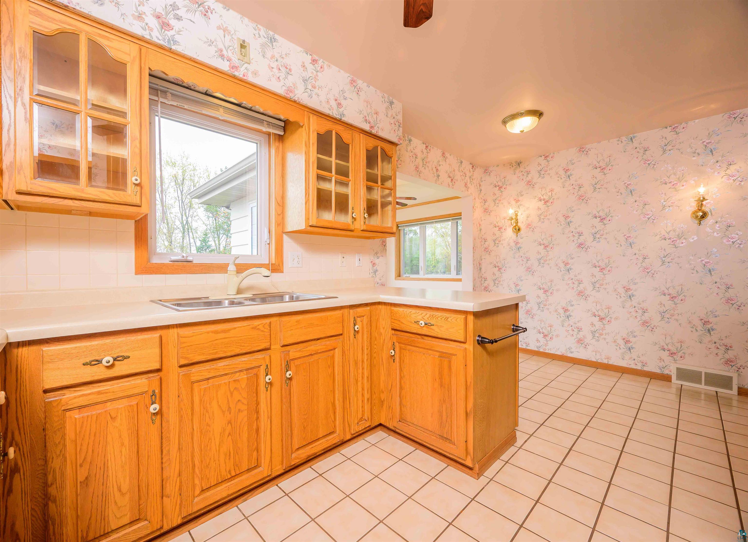 5014 Avondale Street Duluth, MN 55804 - Photo 13 of 68