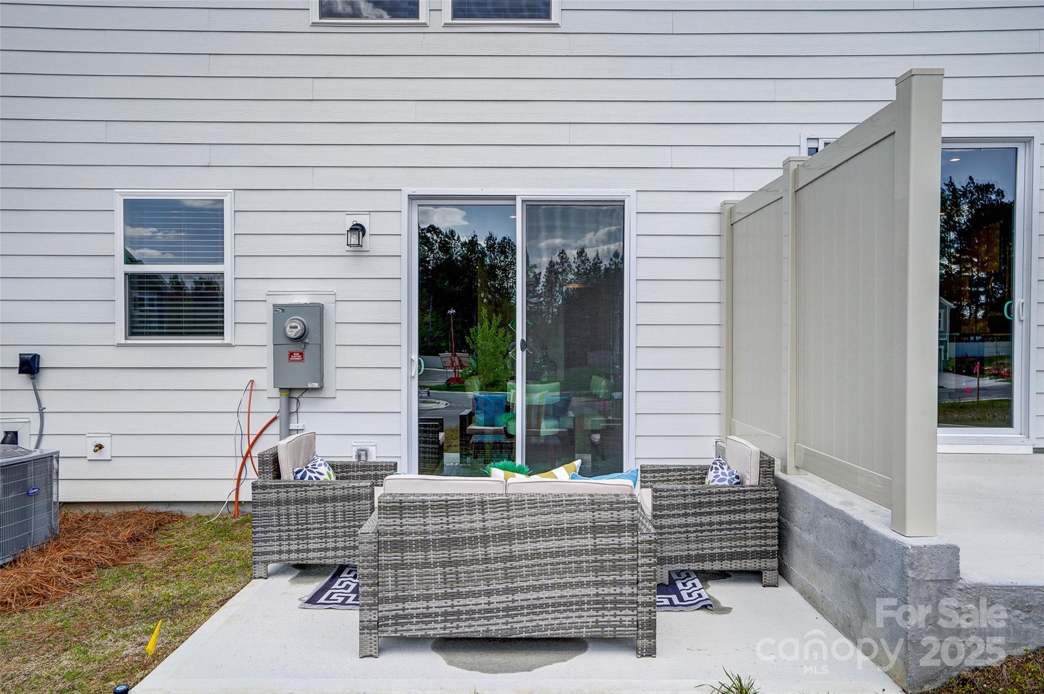 331 Laura Elizabeth Lane Clover, SC 29710 - Photo 27 of 31 a balcony with table and chairs