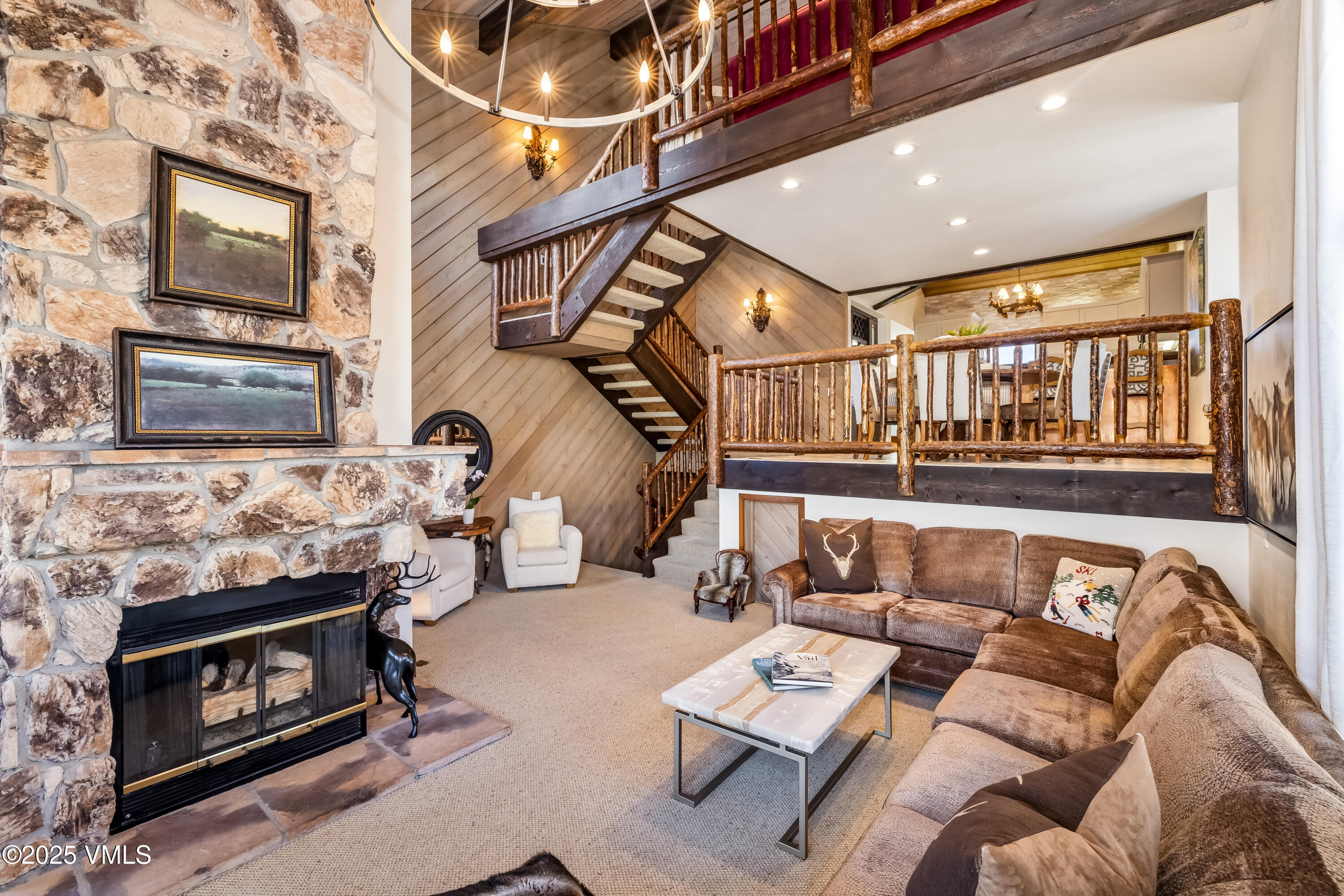 192 Willis Place Avon, CO 81620 - Photo 6 of 30 Living Room