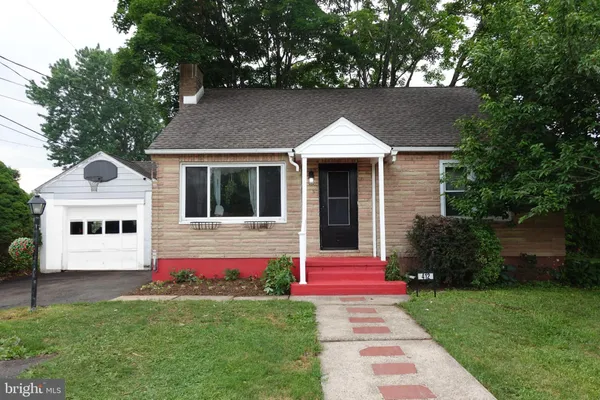 $300,000 | 412 North Ambler Street, Quakertown, PA 18951