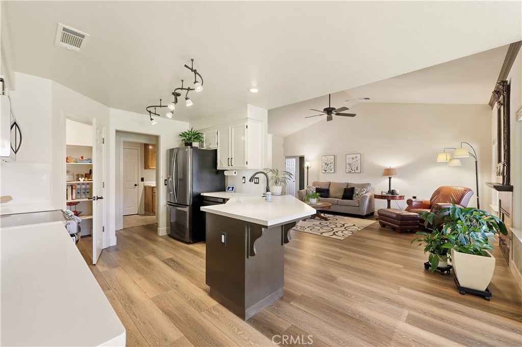 3937 Finch Court Merced, CA 95340 - Photo 12 of 64