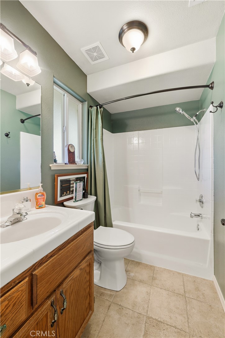 3937 Finch Court Merced, CA 95340 - Photo 39 of 64