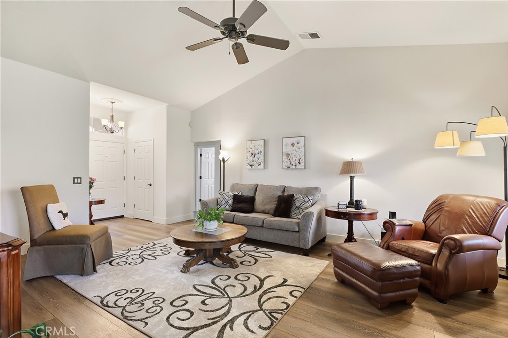 3937 Finch Court Merced, CA 95340 - Photo 7 of 64