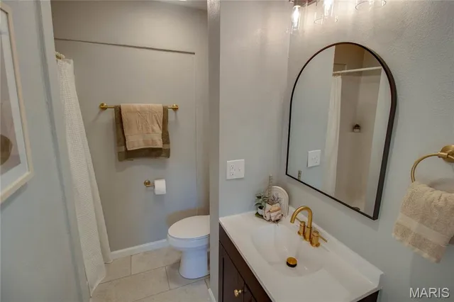 $239,900 | 511 Courtesy Lane, Bethalto, IL 62010