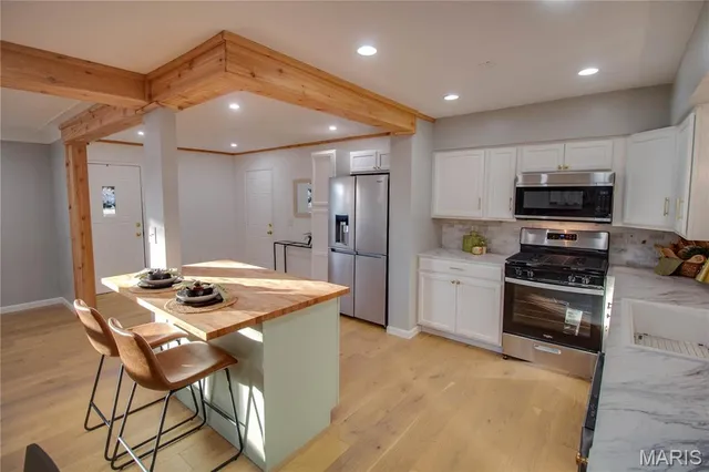 $239,900 | 511 Courtesy Lane, Bethalto, IL 62010