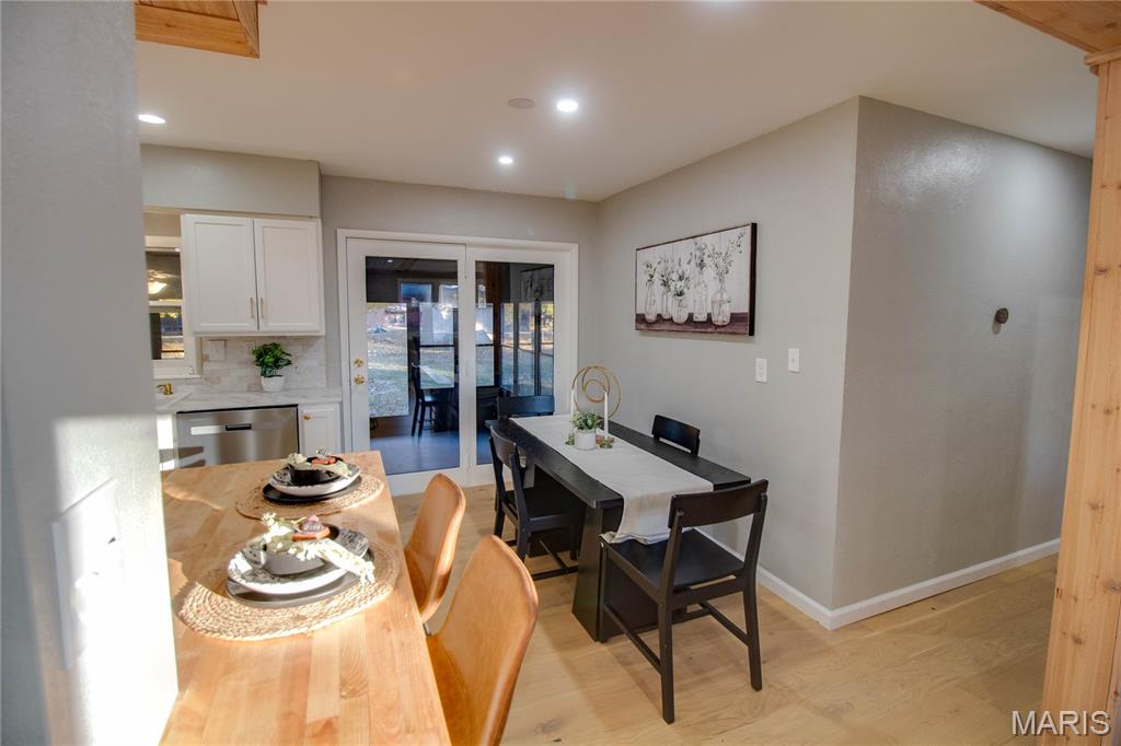 511 Courtesy Lane Bethalto, IL 62010 - Photo 9 of 44