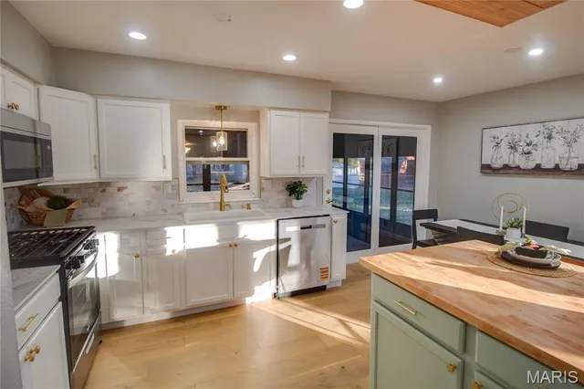 $239,900 | 511 Courtesy Lane, Bethalto, IL 62010