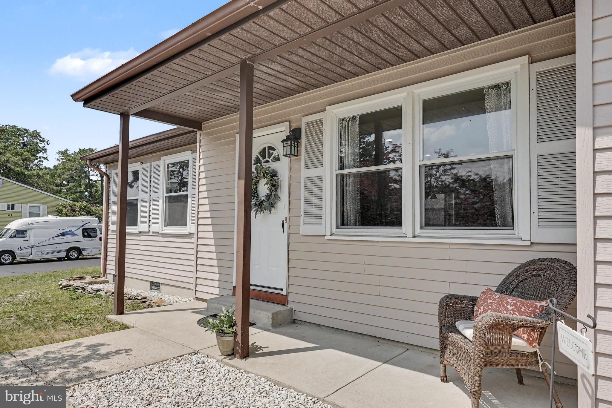 20 Hummingbird Lane Whiting, NJ 08759 - Photo 4 of 27