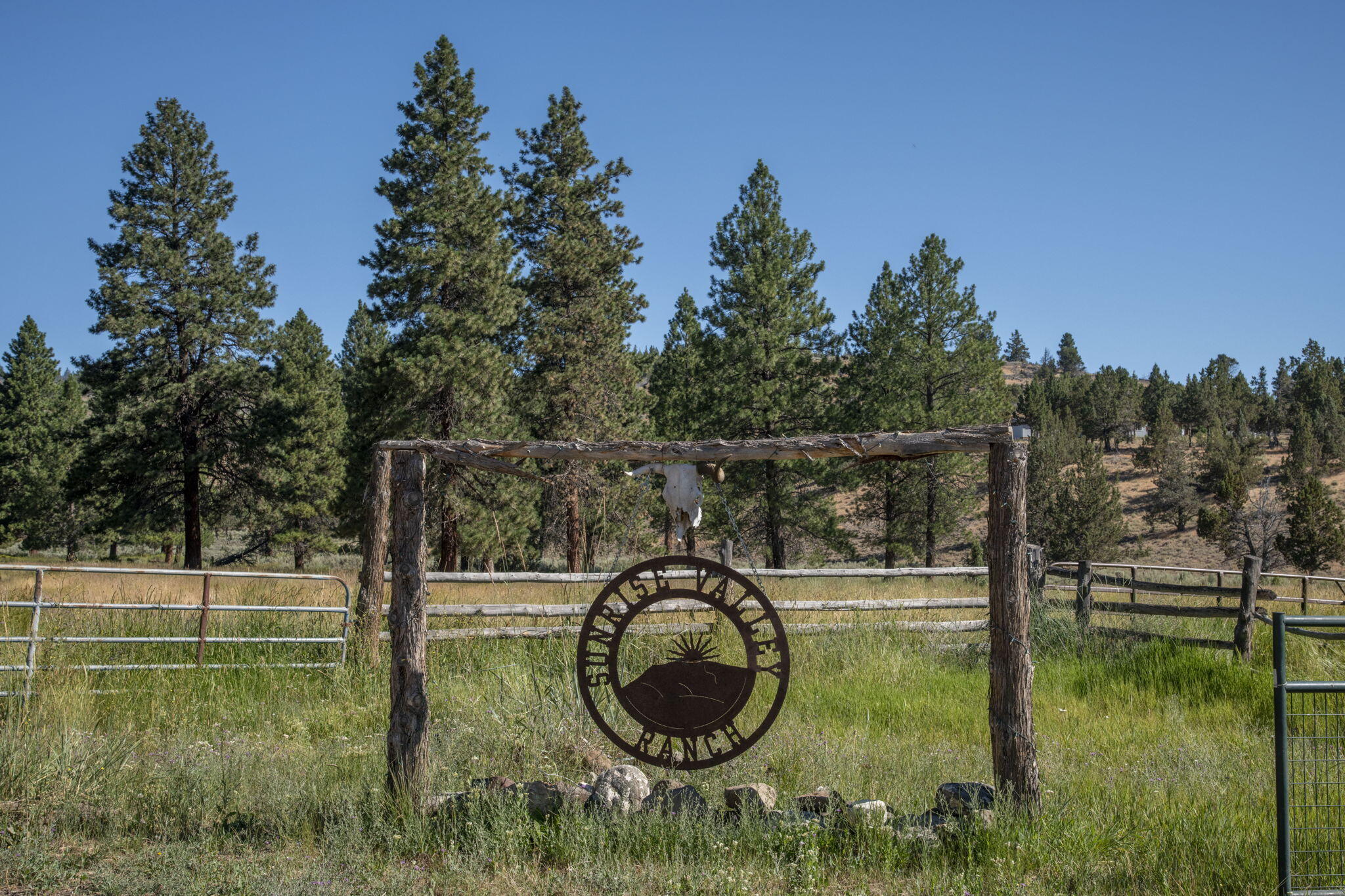 32500 Tackman Road Prineville, OR 97754 - Photo 2 of 112 48-web-or-mls-DSC_6678