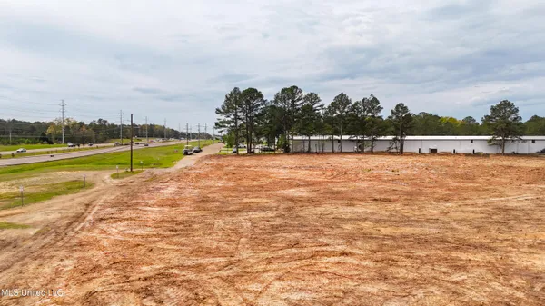 $1,600,000 | 6.15-acres Lakeland Drive, Flowood, MS 39232