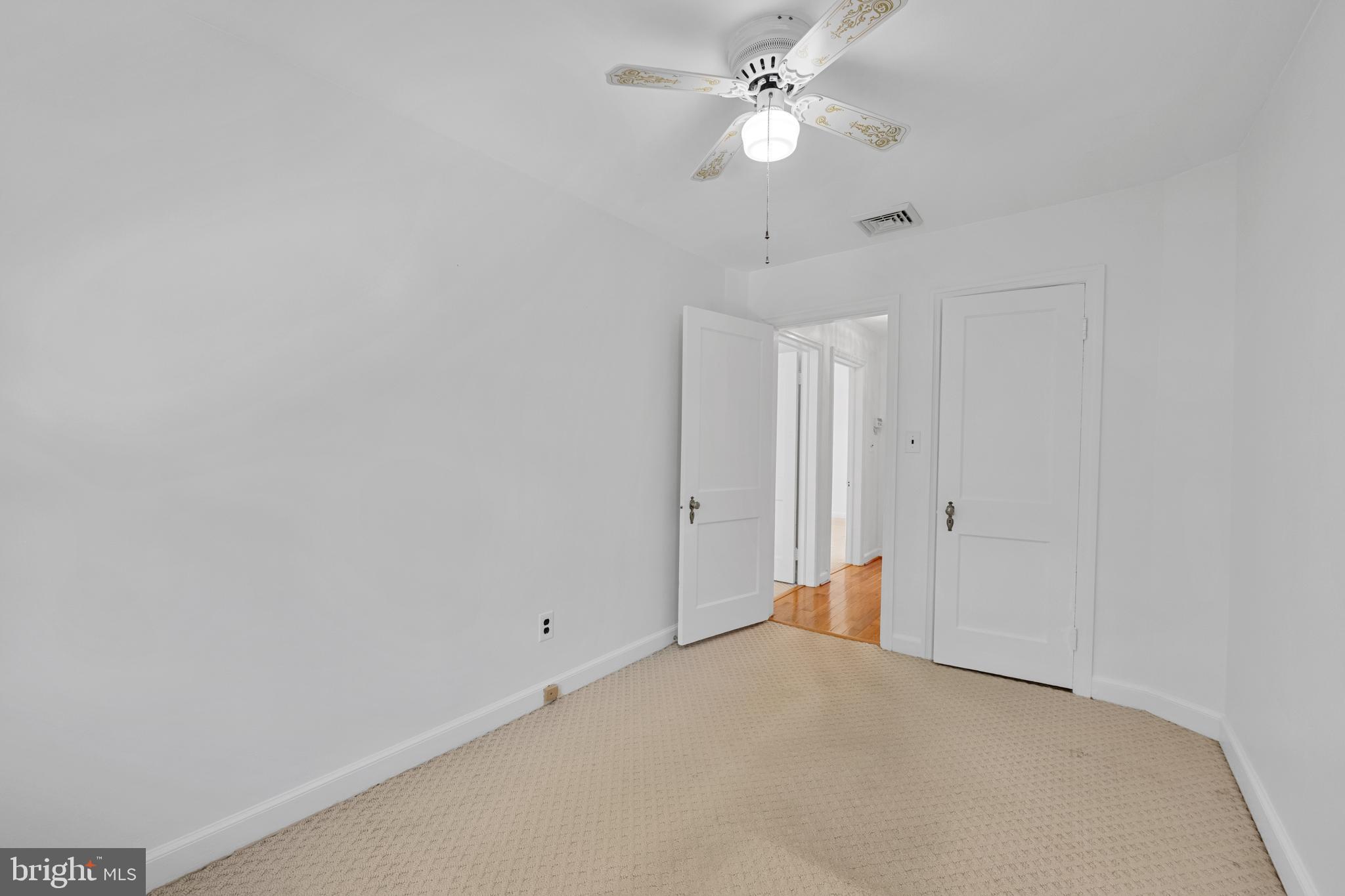 2713 Cheswolde Road Baltimore, MD 21209 - Photo 21 of 41 Bedroom #2