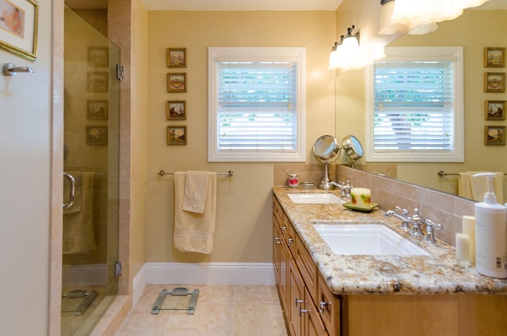 18101 Old Coach Road Poway, CA 92064 - Photo 14 of 25 Master bathroom.