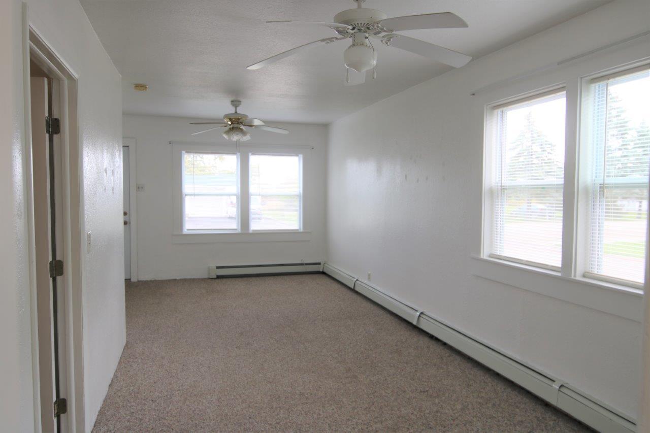 949 Division Street Cheboygan, MI 49721 - Photo 7 of 12 Gallery Image 7