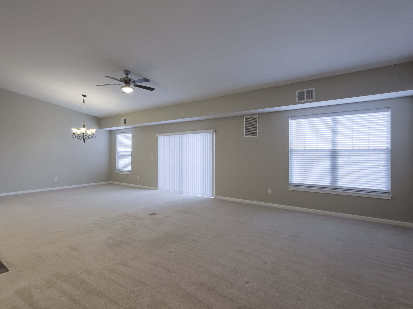 2592 Middle Road, Unit 313 Bettendorf, IA 52722 - Photo 21 of 52 a view of an empty room with a window