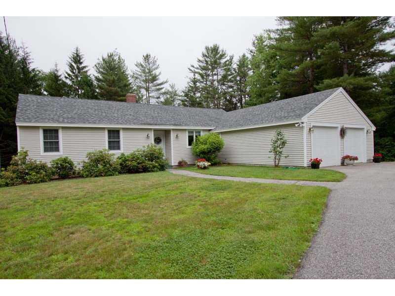 141 Middle Road Cumberland, ME 04021 - Photo 1 of 35 Exterior Front.