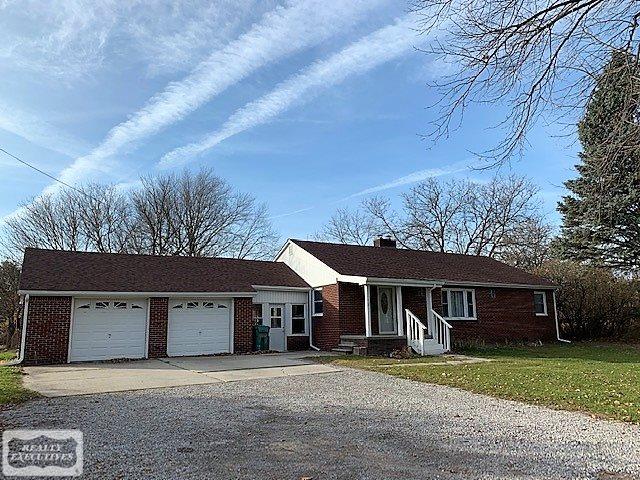 5420 County Line Road New Haven, MI 48048 - Photo 2 of 21 50028492-1.JPG
