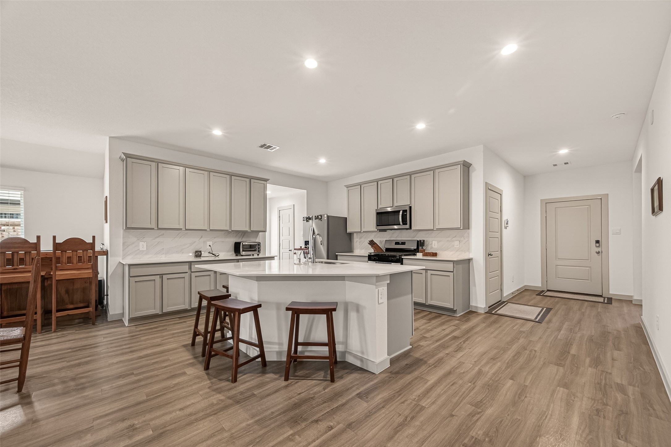 1119 Kinder Sky Lane Rosharon, TX 77583 - Photo 12 of 34
