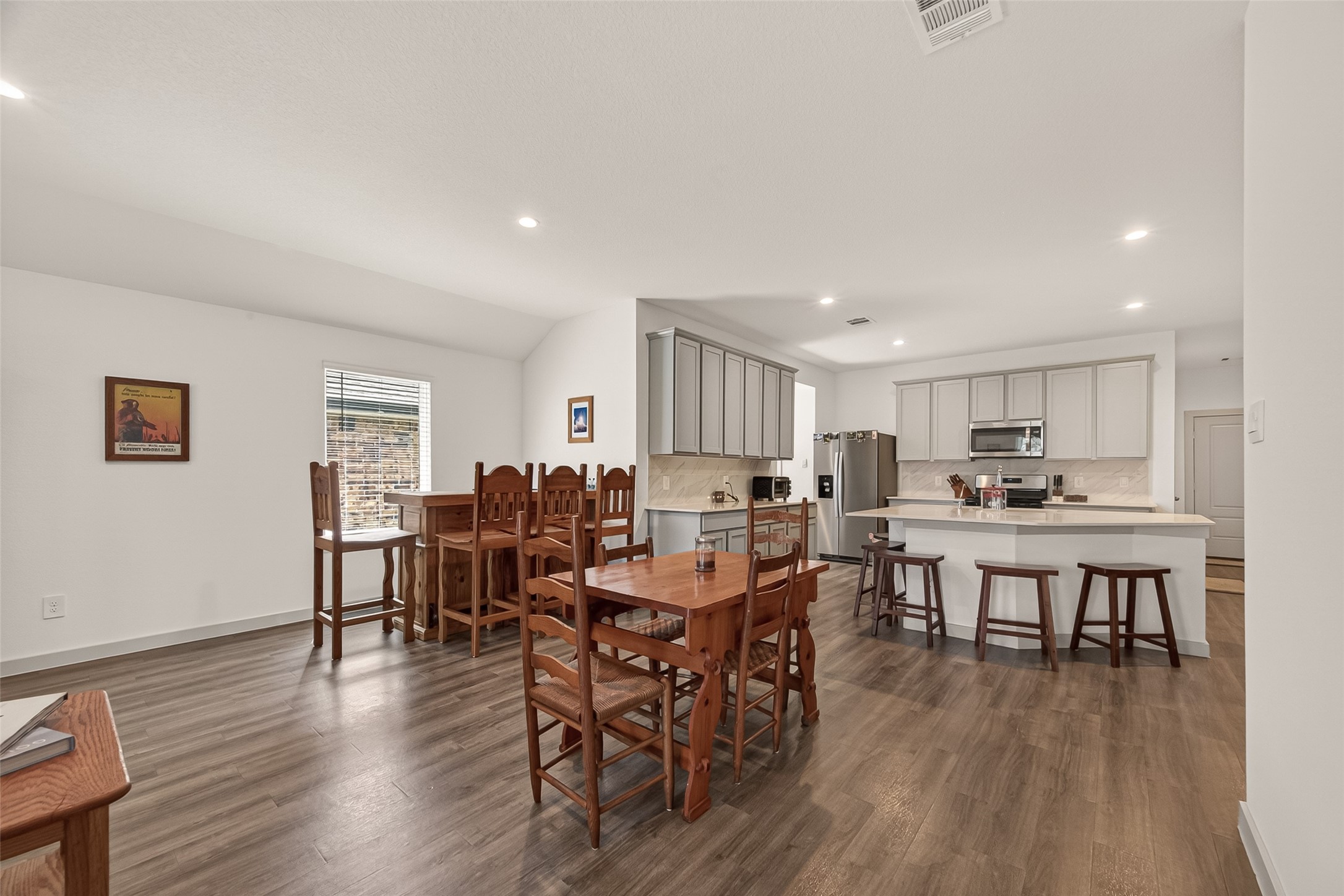 1119 Kinder Sky Lane Rosharon, TX 77583 - Photo 10 of 34