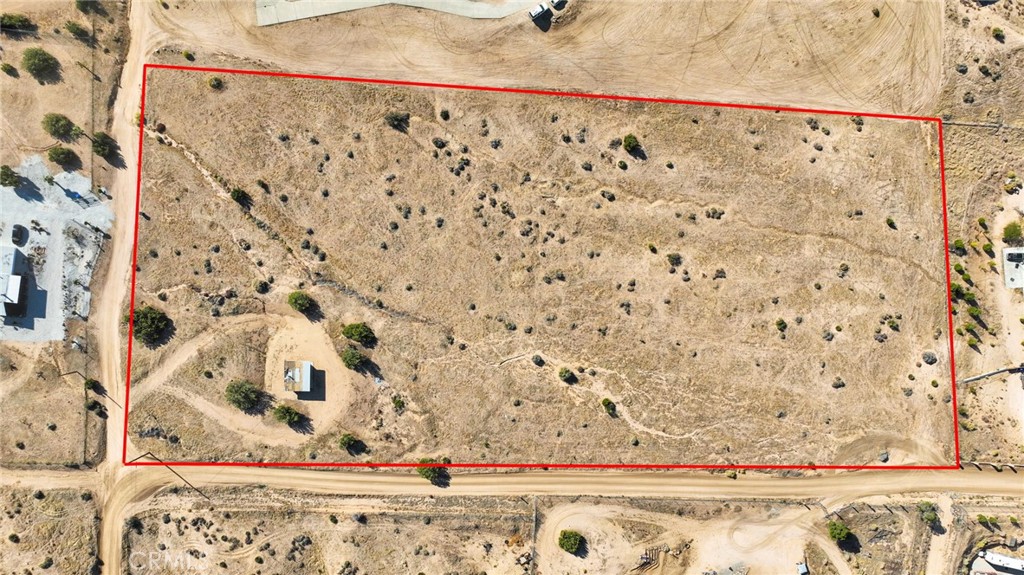 23766 Valley View Road Apple Valley, CA 92308 - Photo 6 of 13 a bathroom with a bathtub and shower