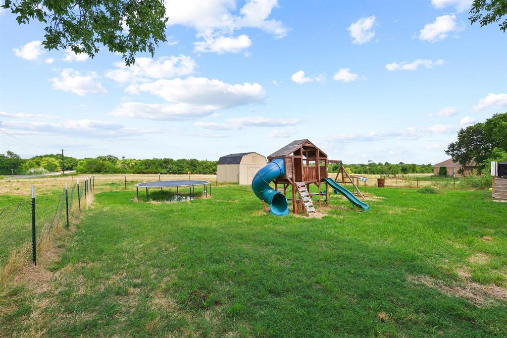 10950 County Road 632 Blue Ridge, TX 75424 - Photo 5 of 38