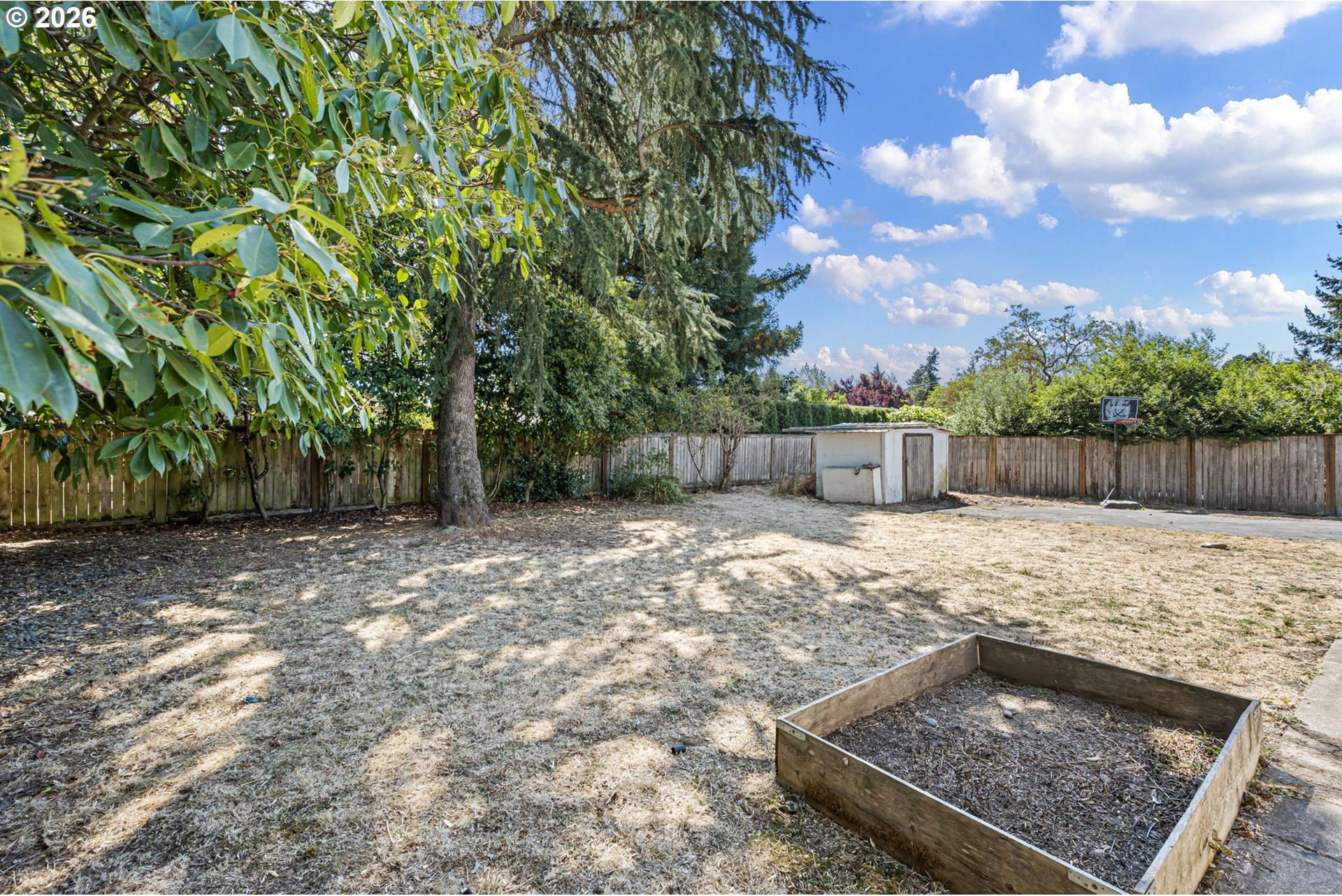 3560 Harlow Road Eugene, OR 97401 - Photo 29 of 32 Gallery Image 29