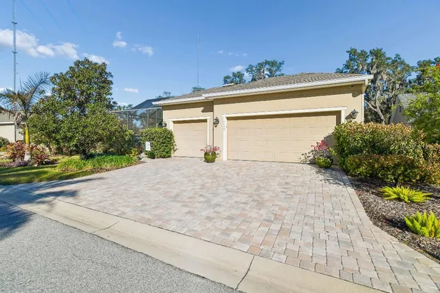 $629,849 | 6122 Watercolor Drive, Lithia, FL 33547