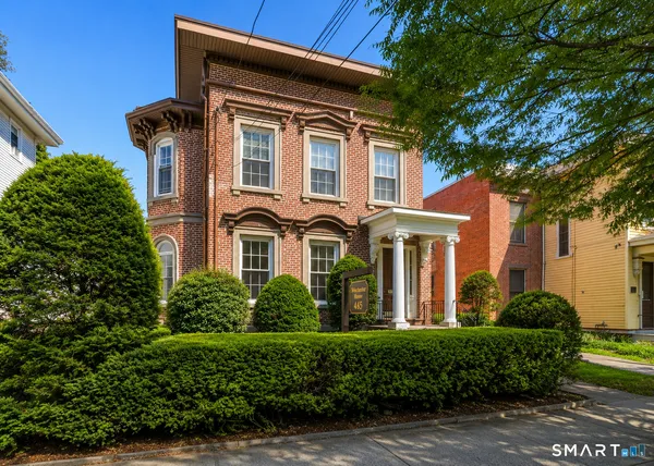 $1,999,000 | 445 Orange Street, New Haven, CT 06511