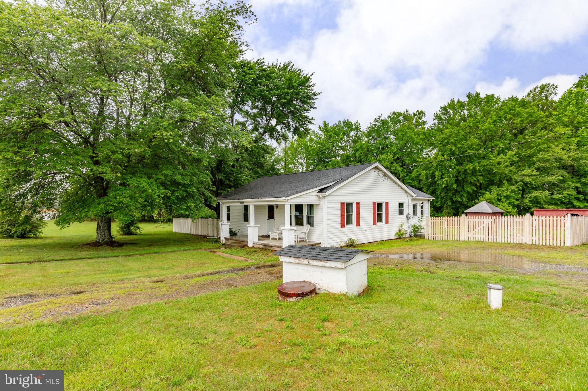 10669 Post Oak Road Spotsylvania, VA 22551 - Photo 6 of 27 Private well