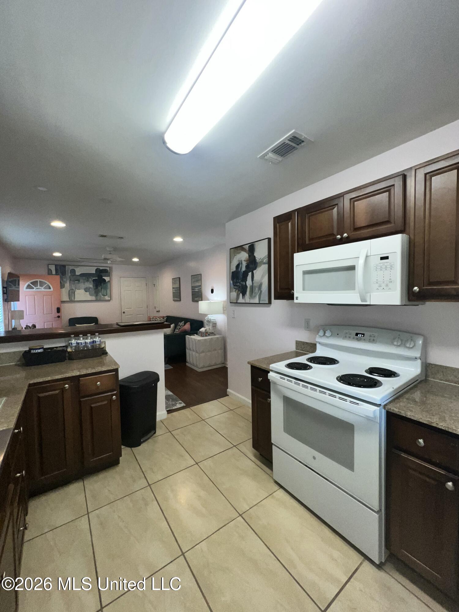4409 Ford Street Gulfport, MS 39501 - Photo 7 of 19 IMG_8785