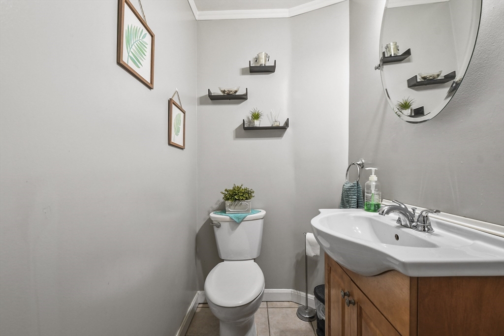 1051 Stafford Road Fall River, MA 02721 - Photo 26 of 41 Gallery Image 26