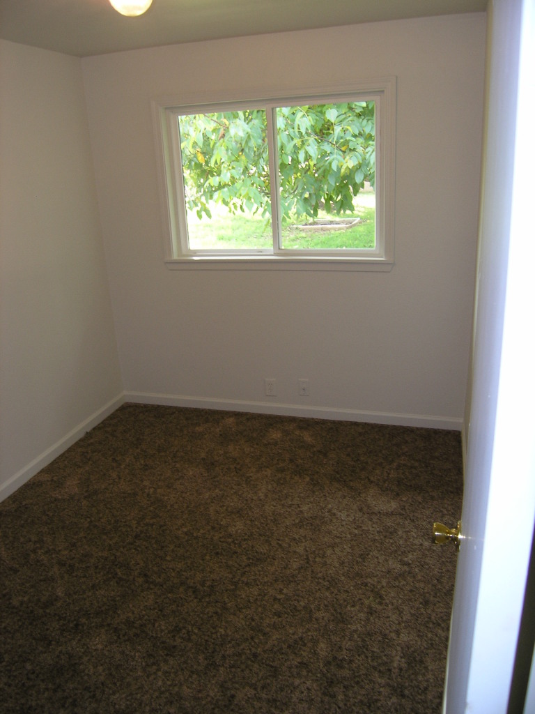 4422 East Bonnyview Road Redding, CA 96001 - Photo 11 of 17 Bedroom 2