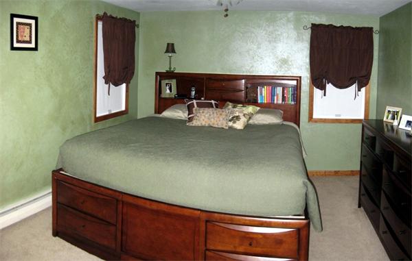 36 Castle Road Fitchburg, MA 01420 - Photo 16 of 22 Gallery Image 16
